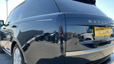 Land Rover Range Rover 3.0 D300 SE 4dr Auto Diesel Estate